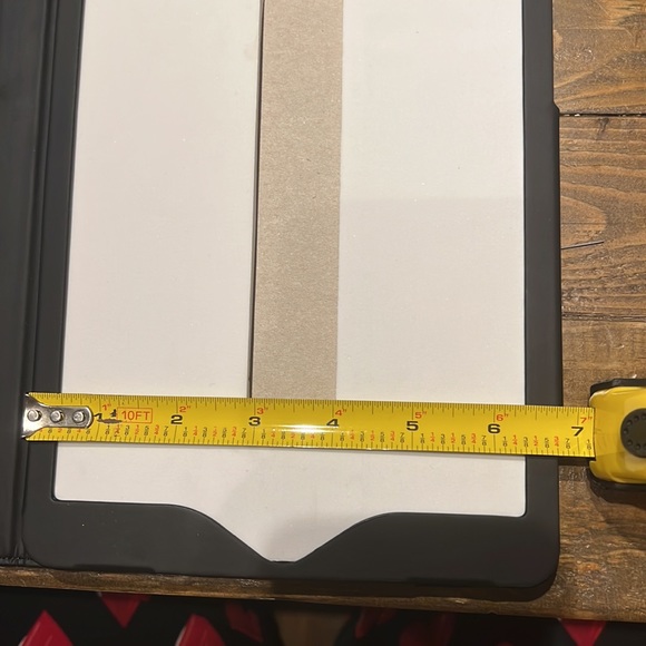 Kate Spade iPad Air hard case with removable keyboard - Picture 6 of 7